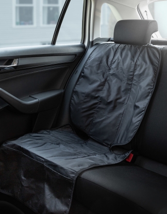 Ochrana sedadla pod autosedačku - černý